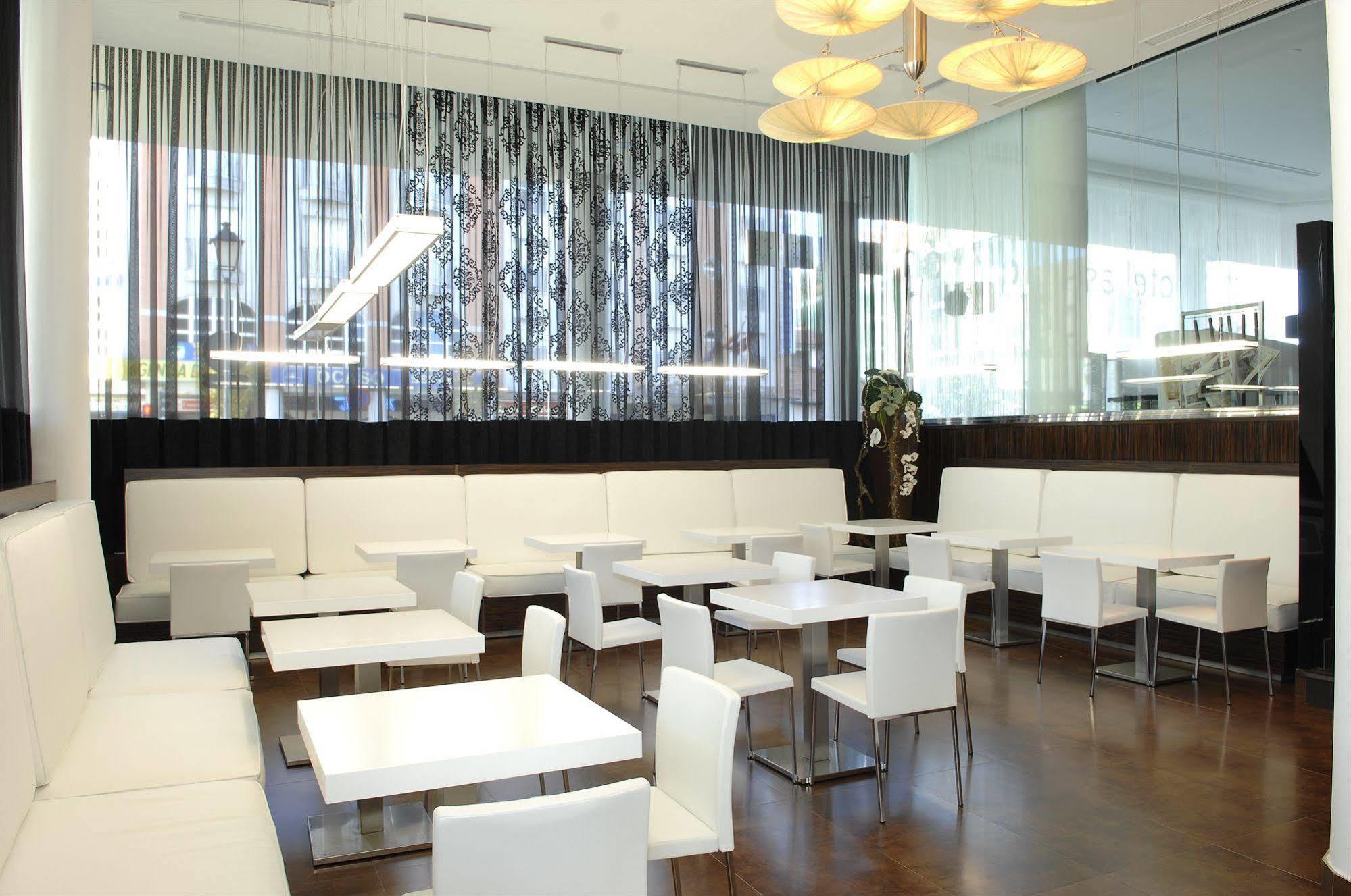 Hotel Asset Torrejon Torrejon de Ardoz Exterior photo